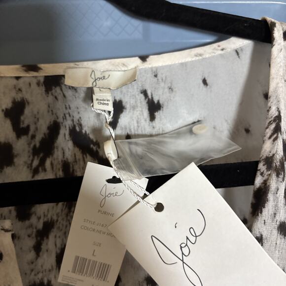 Joie Black and White Patterned Animal Blouse Small - Picture 6 of 8